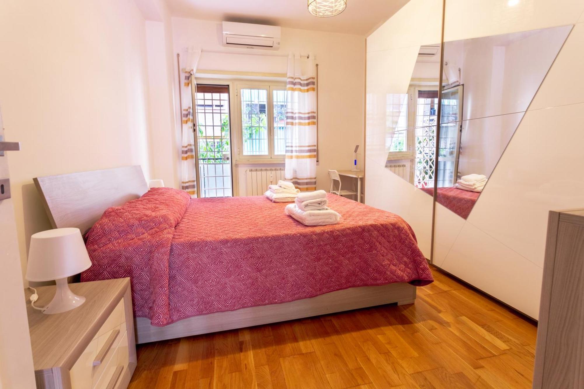 "Marconi Apt With Terrace" 30 Min From Colosseo Buitenkant foto